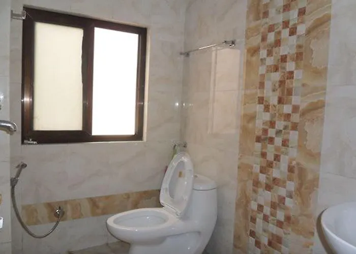 Bed & Breakfast Nepal 2*