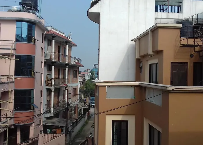 Nepal Bed & Breakfast 2*